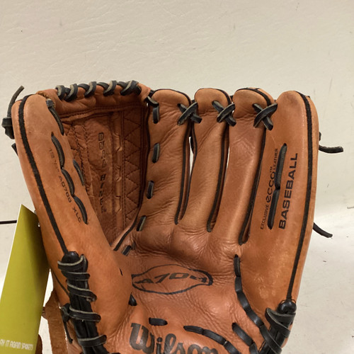 Vist Large View of Product Image Which is Used Wilson A0700 XLC BB/SB Glove RH Throw Brown And Black 12 1/2"