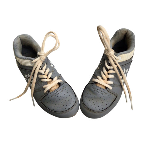 Vist Large View of Product Image Which is Used RIP-IT CLEATS BB/SB Cleats Grey Junior 01