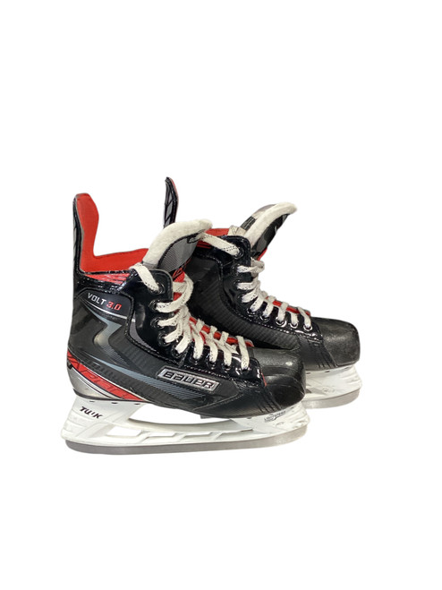 Vist Large View of Product Image Which is Used Bauer VOLT 3.0 Junior Hockey Skate Junior 04