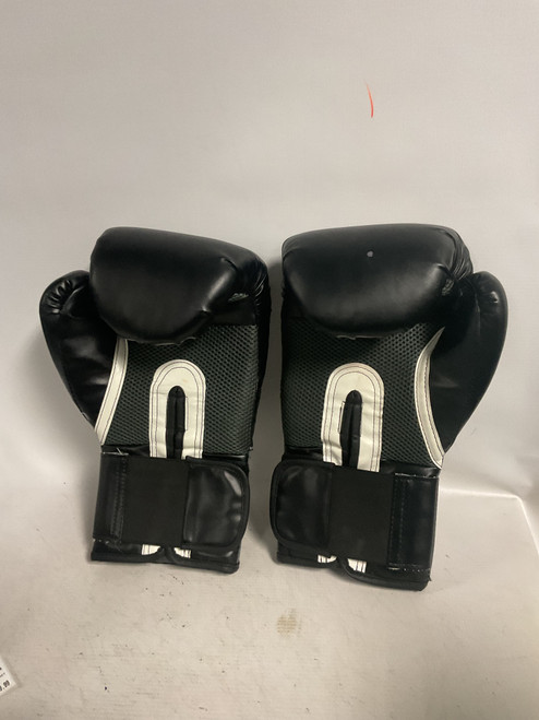Vist Large View of Product Image Which is Used Everest EVERFRESH Boxing Gloves Black Senior