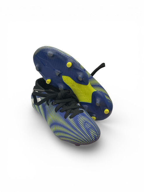 Vist Large View of Product Image Which is Used Adidas Soccer Cleats Black Youth 12.0