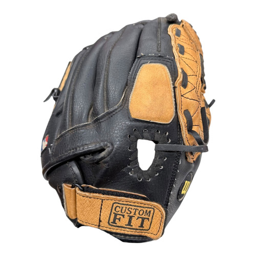 Vist Large View of Product Image Which is Used Wilson A2451 BB/SB Glove RH Throw None 11"