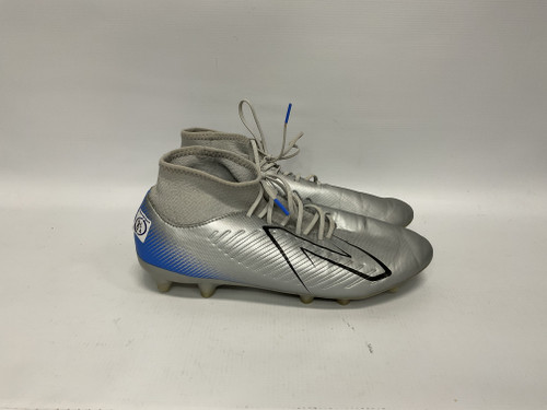 Vist Large View of Product Image Which is Used New Balance TEKELA Soccer Cleats Silver Senior 8.5