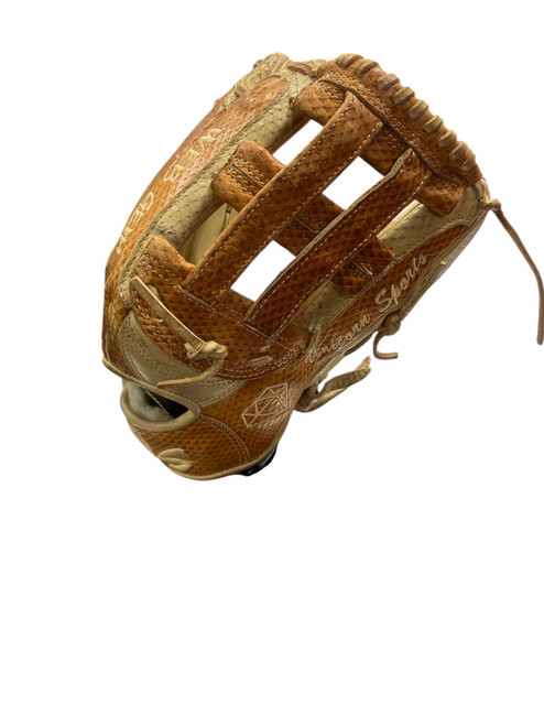 Vist Large View of Product Image Which is Used UNICORN SPORTS BB/SB Glove RH Throw Tan 13"