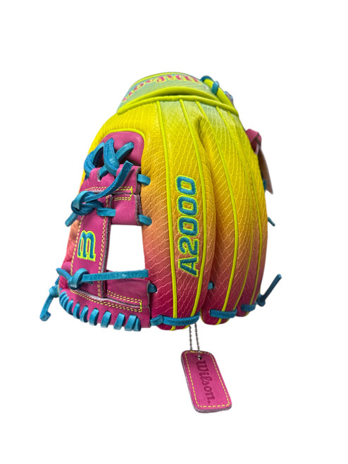 Vist Large View of Product Image Which is Used Wilson A2000 1786 BB/SB Glove RH Throw Yellow 11 1/2"