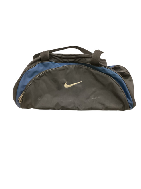 Vist Large View of Product Image Which is Used Nike Medium Equipment Bag