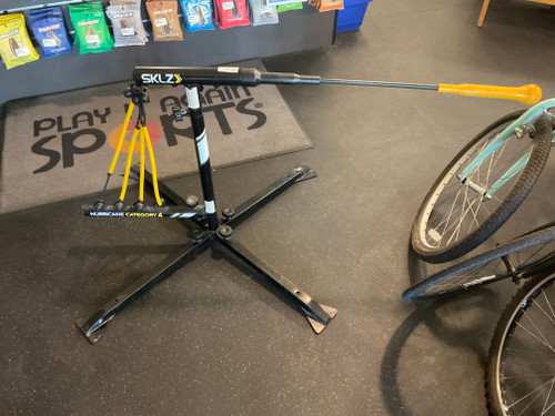 Vist Large View of Product Image Which is Used SKLZ CATAGORY 4 BB/SB Batting Tee