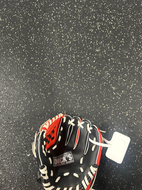 Vist Large View of Product Image Which is Used Dsg GLV BB/SB Glove RH Throw Black 8"