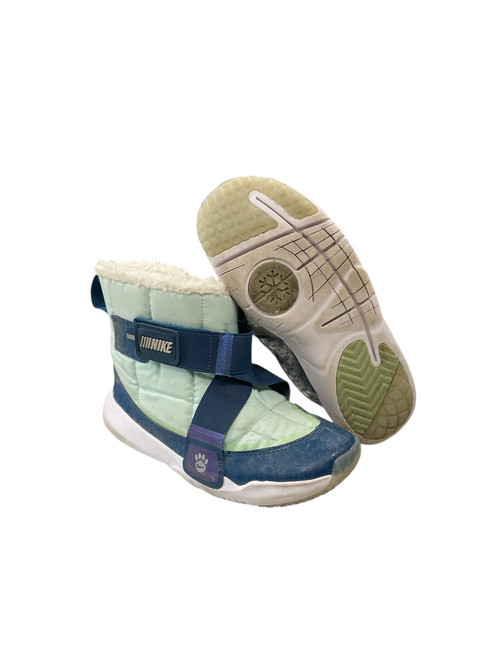 Vist Large View of Product Image Which is Used Nike Snow/Hunt/Hike Boots Y