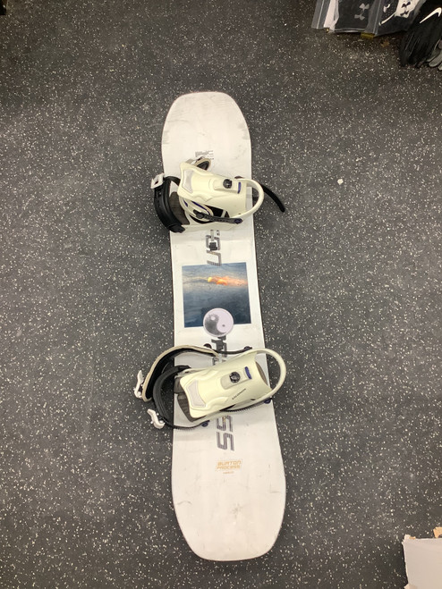 Vist Large View of Product Image Which is Used Burton PROCESS Boys Board/Binding White 125 cm
