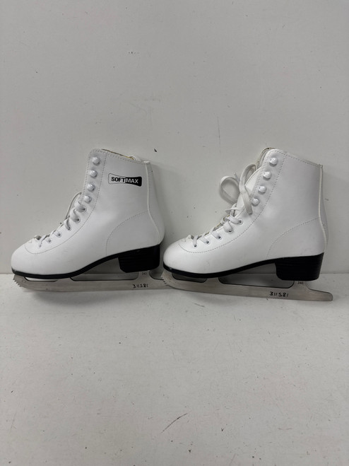 Vist Large View of Product Image Which is Used SOFTMAX WomensFigure Skate White Senior 8
