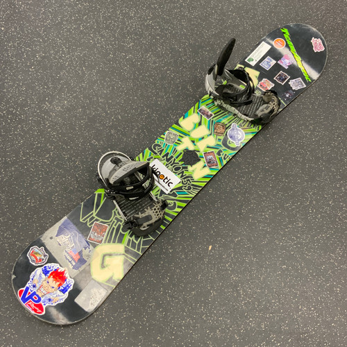 Vist Large View of Product Image Which is Used Burton CANYON Mens Board/Bindings Green 159 cm