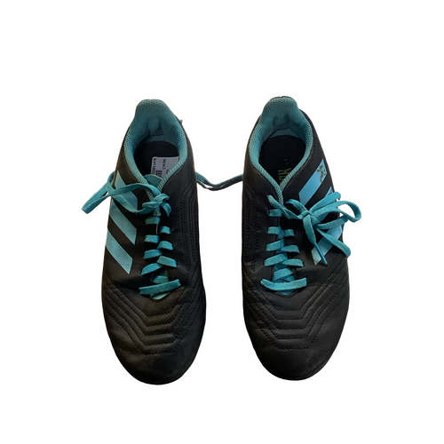 Vist Large View of Product Image Which is Used Adidas Soccer Cleats Black Junior 04