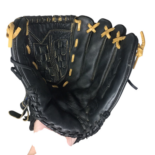 Vist Large View of Product Image Which is Used Nike DE EDGE BB/SB Glove RH Throw Black 13"
