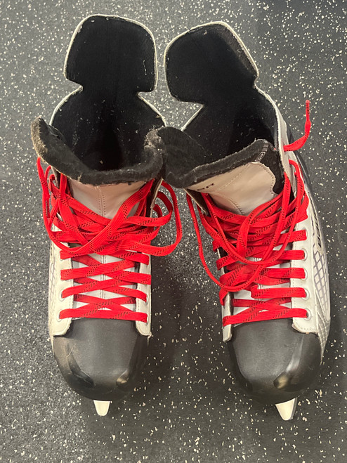 Vist Large View of Product Image Which is Used Bauer VAPOR X05 Senior Hockey Skate Senior 10