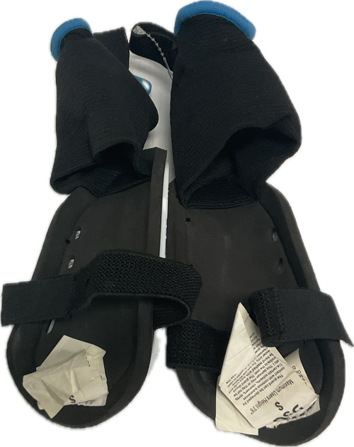 Vist Large View of Product Image Which is Used Soccer Shin Guards Youth Royal Blue And White SM