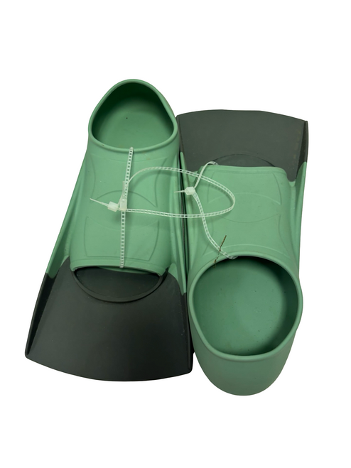 Vist Large View of Product Image Which is Used Swim Fins LG (39-41)