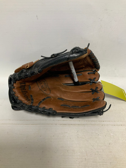 Vist Large View of Product Image Which is Used Wilson A2476 BB/SB Glove RH Throw Brown 12 1/2"