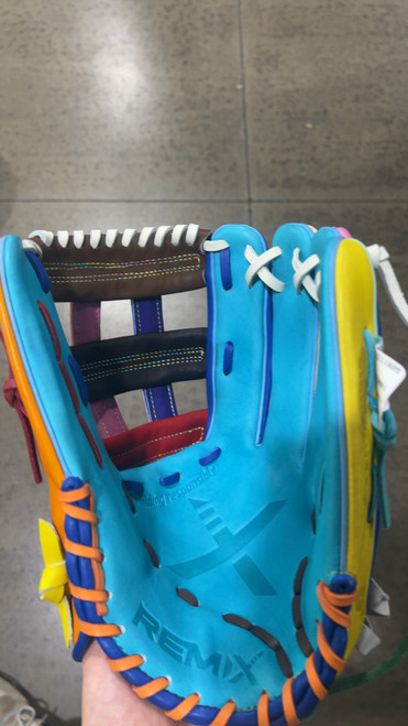 Vist Large View of Product Image Which is Used 44 PRO REMIX BB/SB Glove RH Throw Royal Blue 12 3/4"