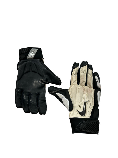 Vist Large View of Product Image Which is Used Nike DT ADULT PADDED GLOVES L FB Gloves Black And White LG