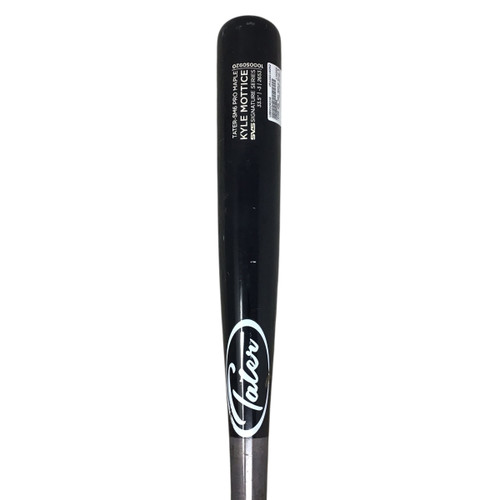 Vist Large View of Product Image Which is Used TATER-SM6 PRO MAPLE BB/SB Wood Bat 33 1/2"