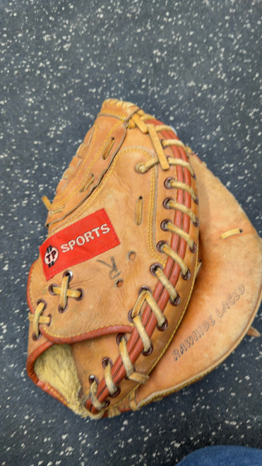 Vist Large View of Product Image Which is Used TP SPORTS TC-55 BB/SB Catchers RH Throw Brown 33"