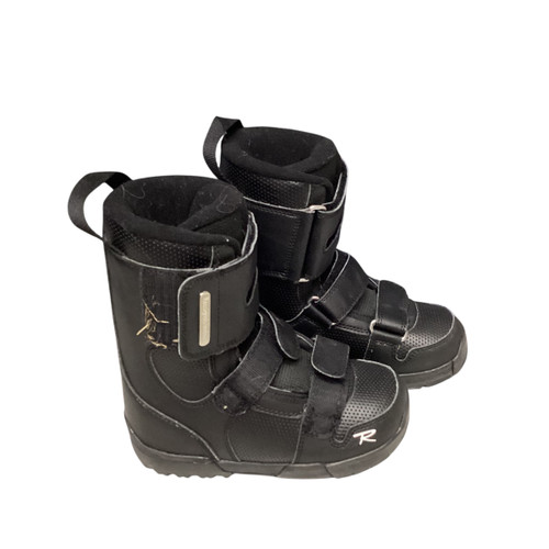 Vist Large View of Product Image Which is Used Rossignol CRUMB Boys Snowboard Boots Black Junior 01