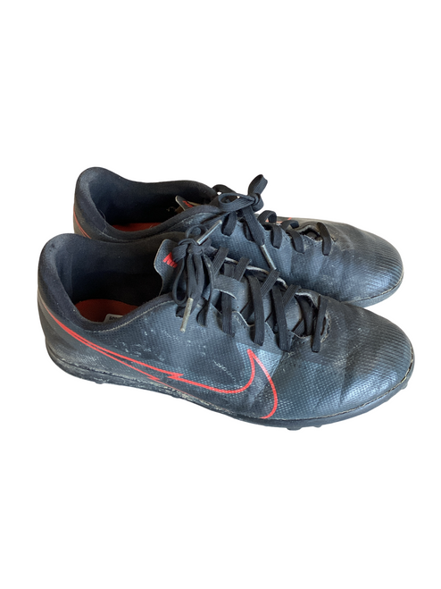 Vist Large View of Product Image Which is Used Nike Soccer Turf Shoes Black Junior 05