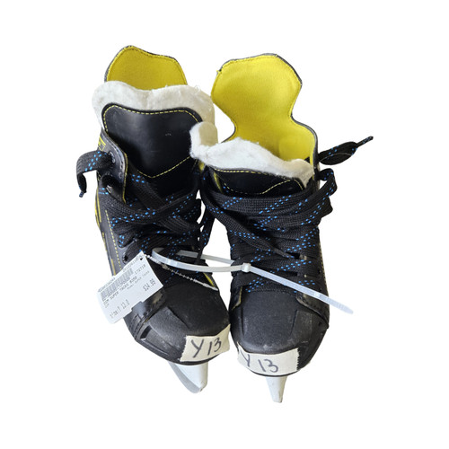 Vist Large View of Product Image Which is Used CCM SUPER TACKS Youth Hockey Skate Youth 13.0