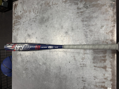 Vist Large View of Product Image Which is Used Marucci CAT 9 BB/SB USSSA 2 3/4 Bat 32"