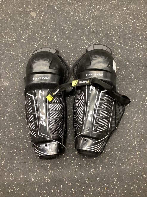 Vist Large View of Product Image Which is Used CCM TACKS VECTOR Junior Shin Guards Black 11"