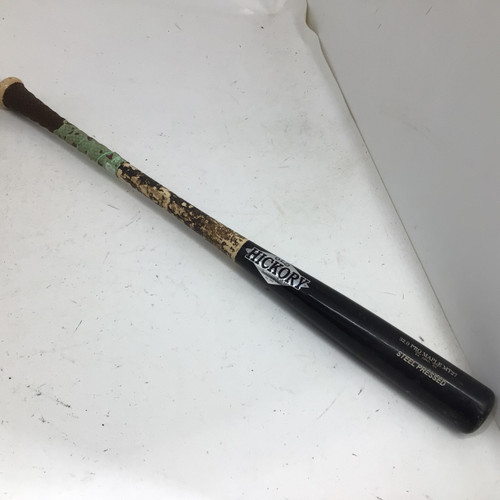 Vist Large View of Product Image Which is Used Old Hickory 32 IN PRO MAPLE MT27 STEEL PRESSED WOOD BB/SB Wood Bat 32"
