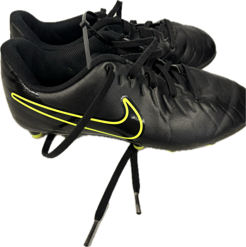 Vist Large View of Product Image Which is Used Nike Soccer Cleats Black Junior 02.5