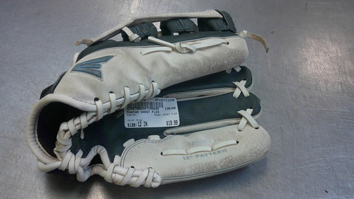 Vist Large View of Product Image Which is Used Easton GHOST FLEX BB/SB Glove RH Throw Grey 12"