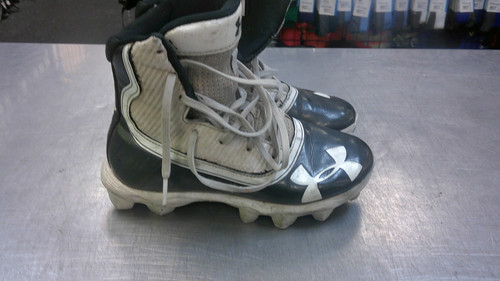Vist Large View of Product Image Which is Used Under Armour Jr FB Cleats Black Junior 02.5
