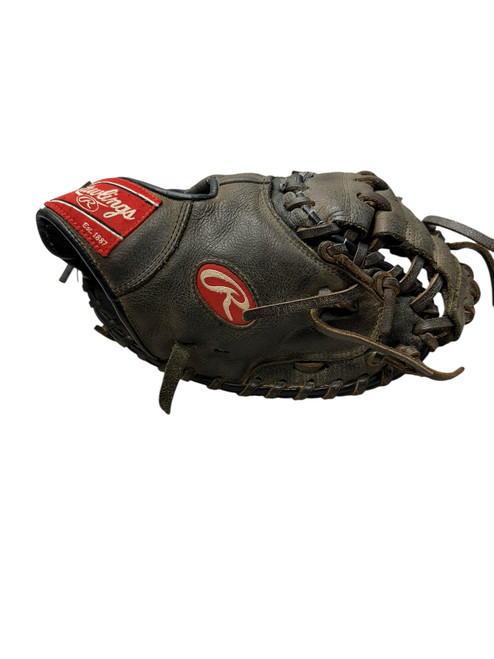 Vist Large View of Product Image Which is Used Rawlings D325CM BB/SB Catchers RH Throw Brown And Black 32 1/2"