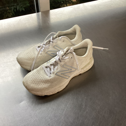 Vist Large View of Product Image Which is Used New Balance Running/X-Train Shoes W