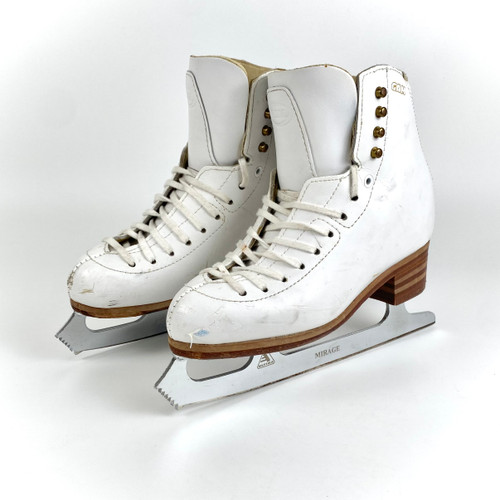 Vist Large View of Product Image Which is Skates Junior Figure Skates