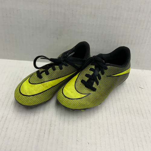 Vist Large View of Product Image Which is Used Nike Soccer Cleats Yellow Youth 11.0