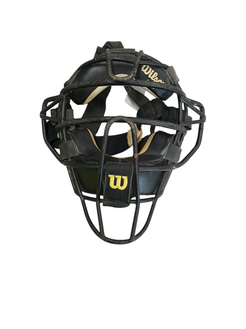 Vist Large View of Product Image Which is Used Wilson A3007 Umpire Mask