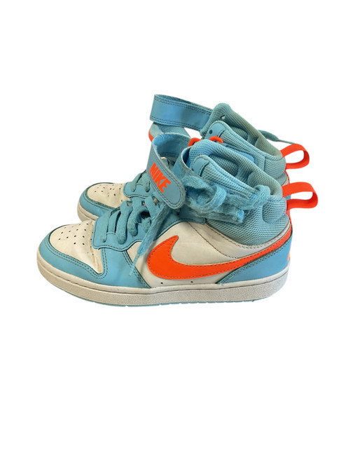 Vist Large View of Product Image Which is Used Nike Basketball Shoes Y Teal Junior 03.5
