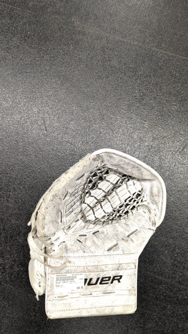 Vist Large View of Product Image Which is Used Bauer GOALIE CATCH Junior Goalie Catcher White