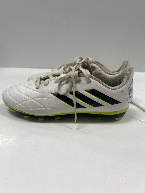 Vist Large View of Product Image Which is Used Adidas Soccer Cleats None Junior 03