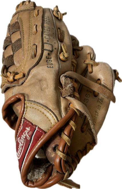 Vist Large View of Product Image Which is Used Rawlings RBG36JR CAL RIPKEN JR BB/SB Glove RH Throw Brown 10"