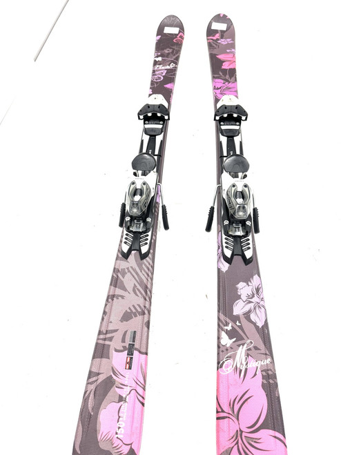 Vist Large View of Product Image Which is Used Fischer BUTTERFLY Womens DH Ski/Binding None 150 cm