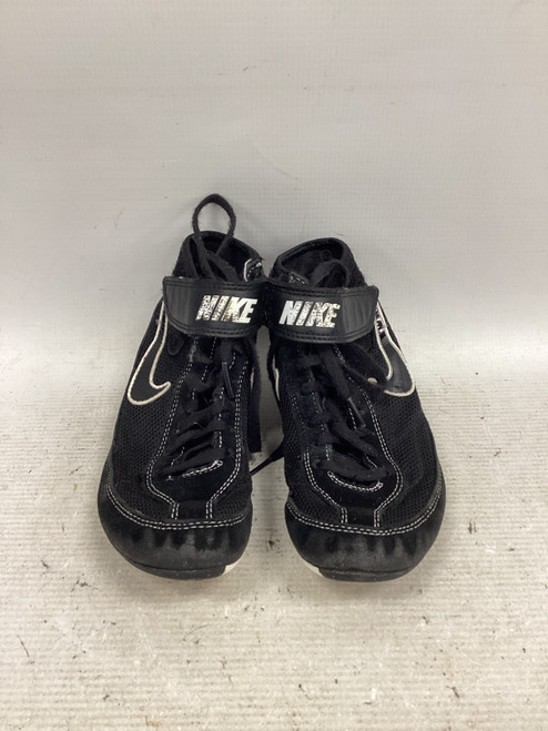 Vist Large View of Product Image Which is Used Nike Wrestling Shoes Black Junior 01.5