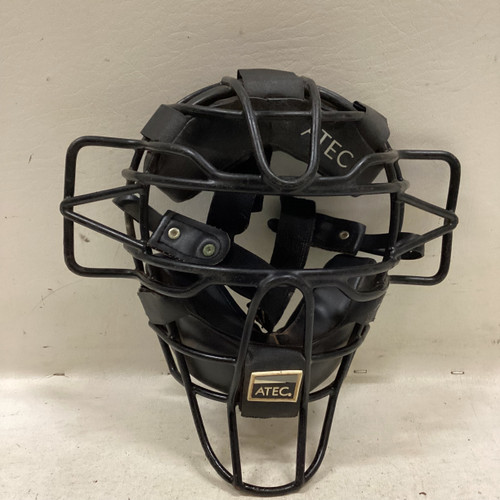Vist Large View of Product Image Which is Used Atec UMP MASK Umpire Mask