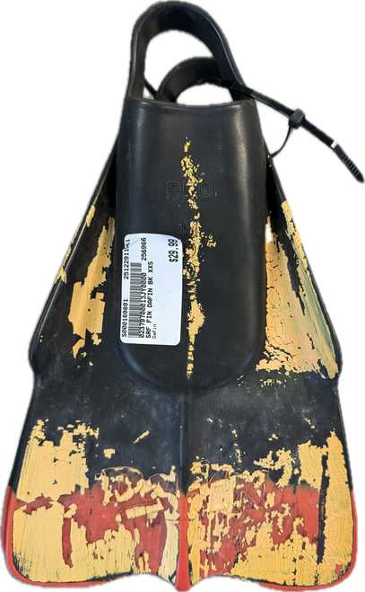 Vist Large View of Product Image Which is Used DaFin Fin Water Accessory