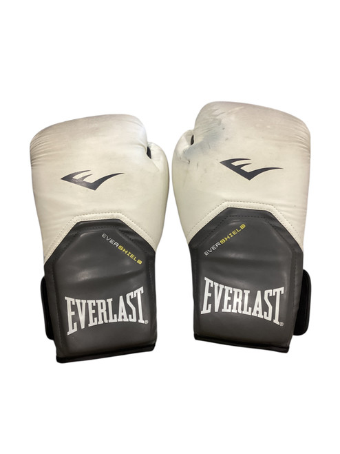 Vist Large View of Product Image Which is Used Everlast Boxing Gloves White LG