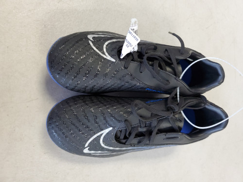 Vist Large View of Product Image Which is Used Nike Soccer Cleats Black And Royal Blue Senior 5.5